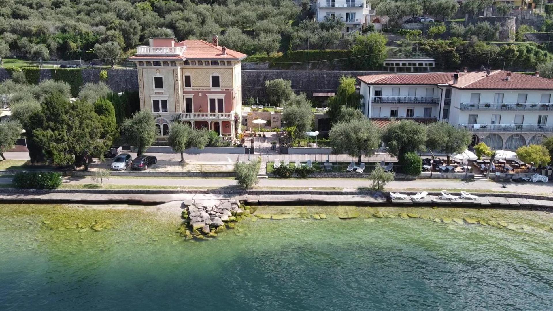Villa Torre - Atmosfera Romantica Бренцоне сул Гарда Екстериор снимка